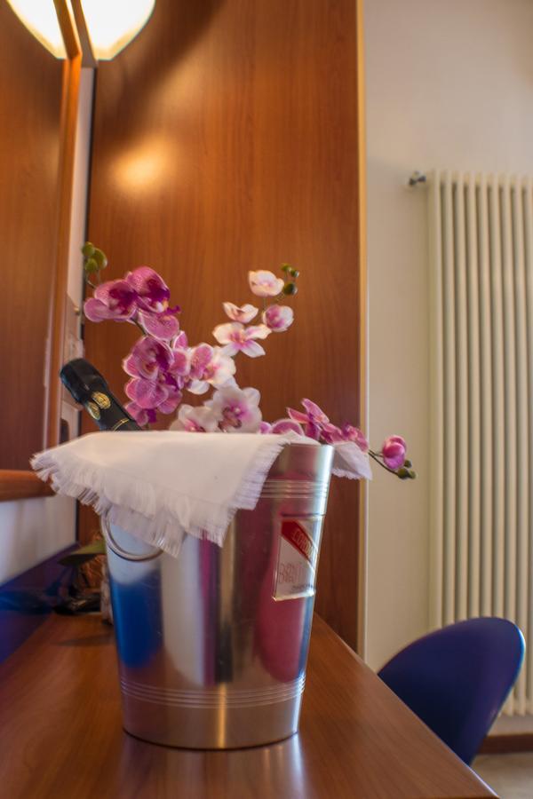 Hotel Brasilia Lido di Classe Esterno foto